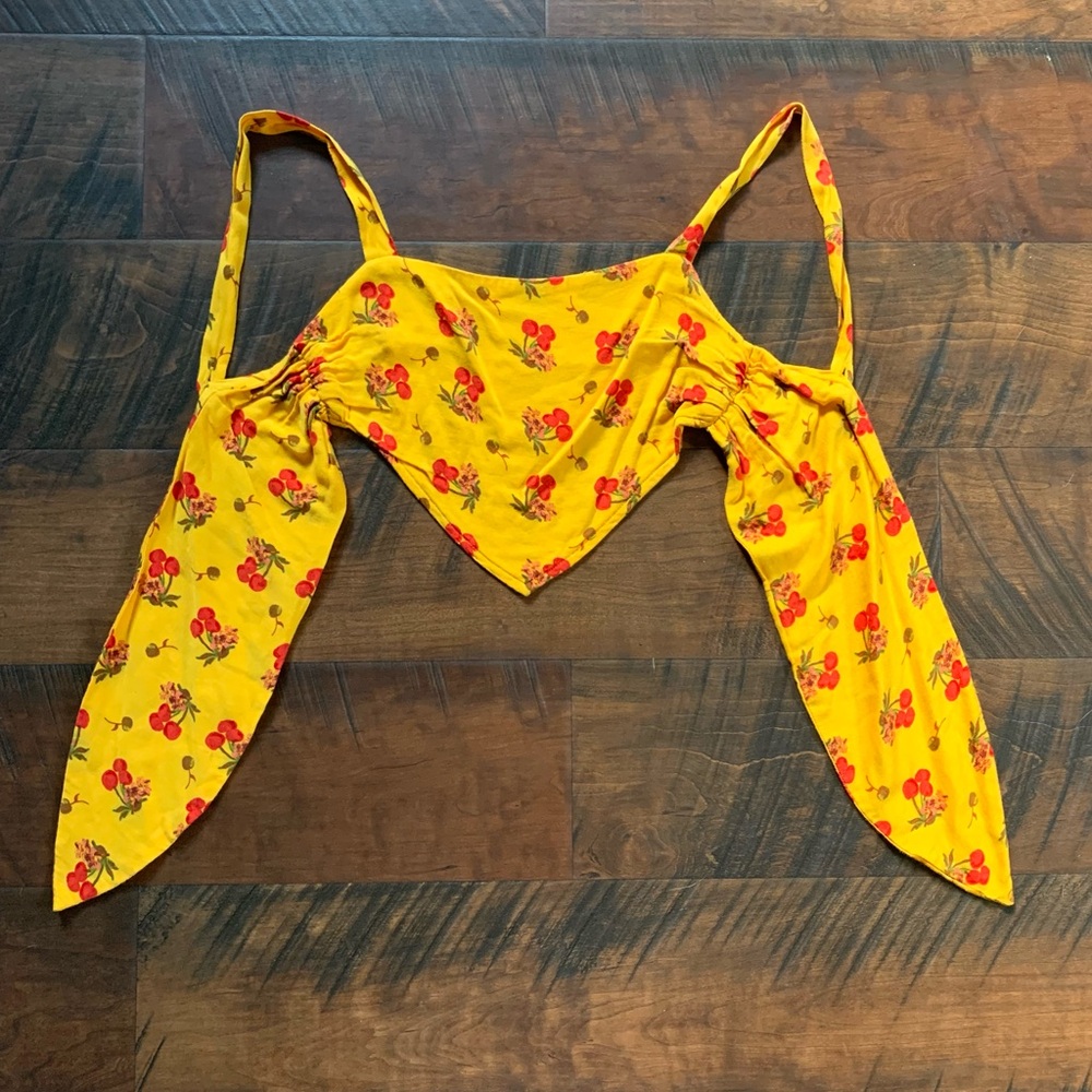 Cherry Tie-Top